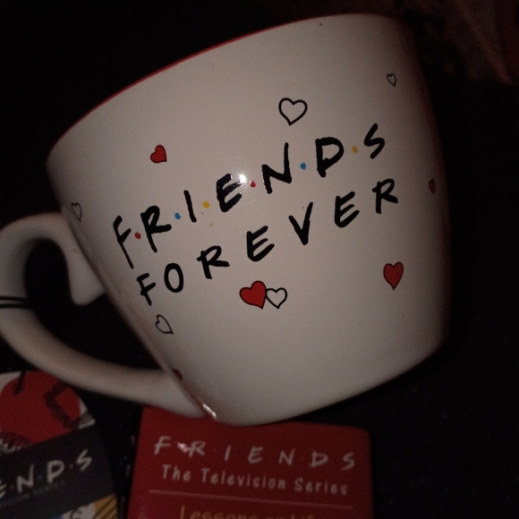 Cup and book FRIENDS gift NWT - Picture 10 of 10